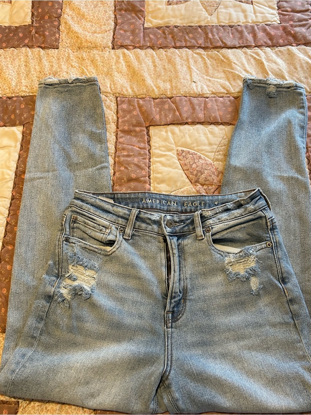 American Eagle Outfitters Light Blue Ripped Skinny Jeans